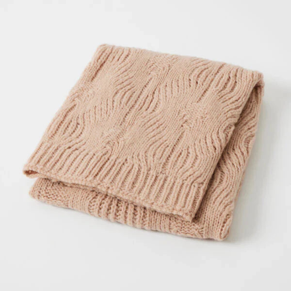 Our hot tips for choosing the best baby blanket.