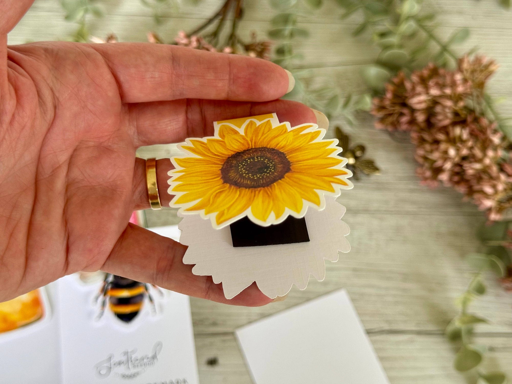 Bee & Honey Magnetic Bookmarks