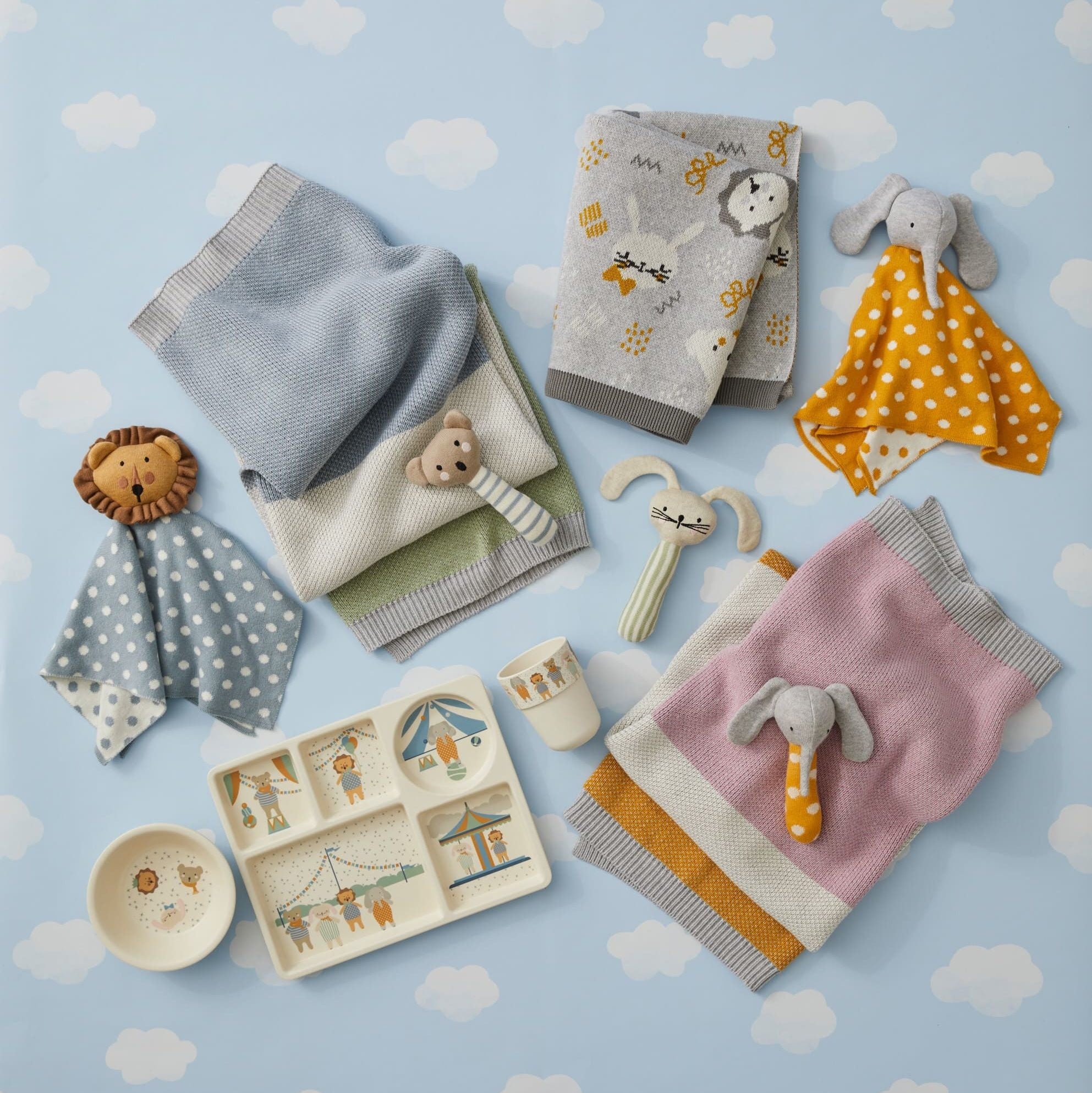 Jiggle & Giggle | Knitted Baby Blanket Spectacular [Clr:Animals]