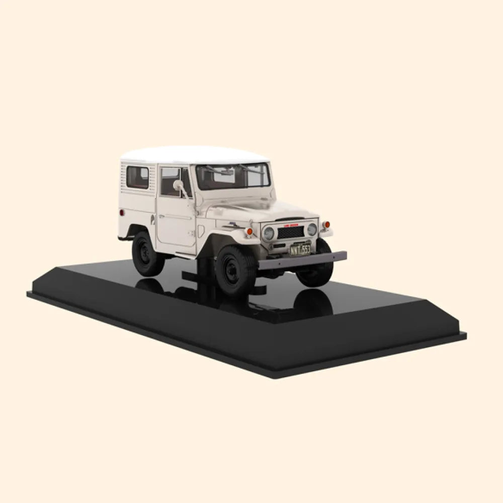 Australian Cars The Collection Issue 42 Toyota Landcruiser FJ40 1962