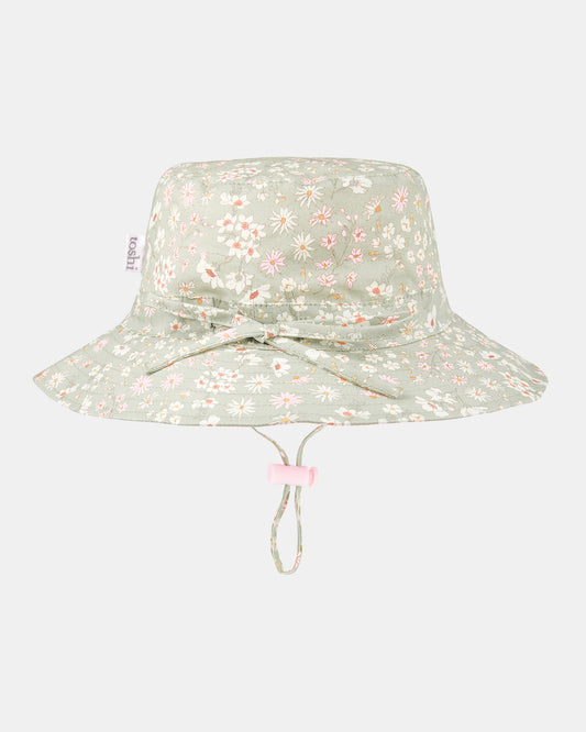 Toshi Sunhat | Eva Thyme
