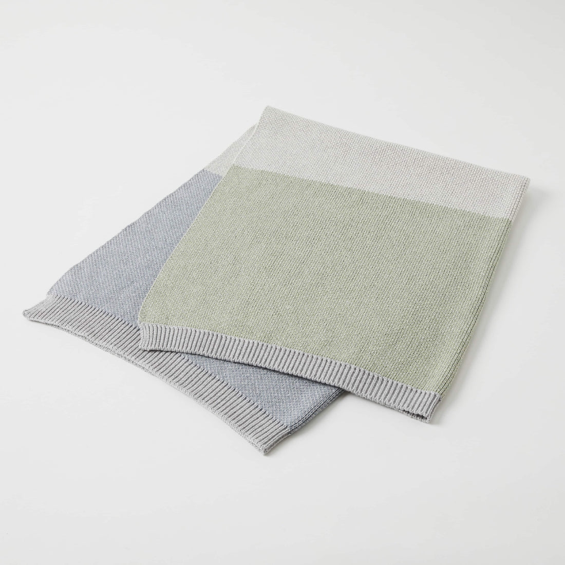Jiggle & Giggle | Knitted Baby Blanket Spectacular