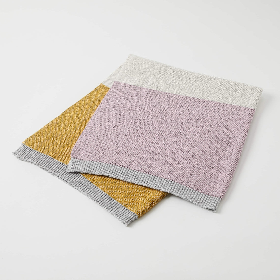 Jiggle & Giggle | Knitted Baby Blanket Spectacular