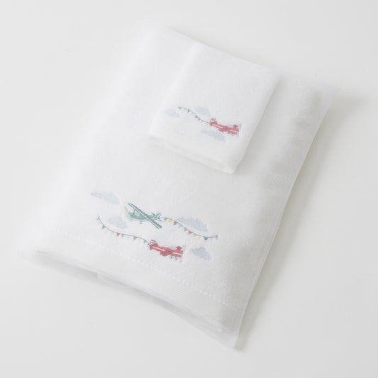 Jiggle & Giggle | Flying High Bath Towel & Face Washer Set